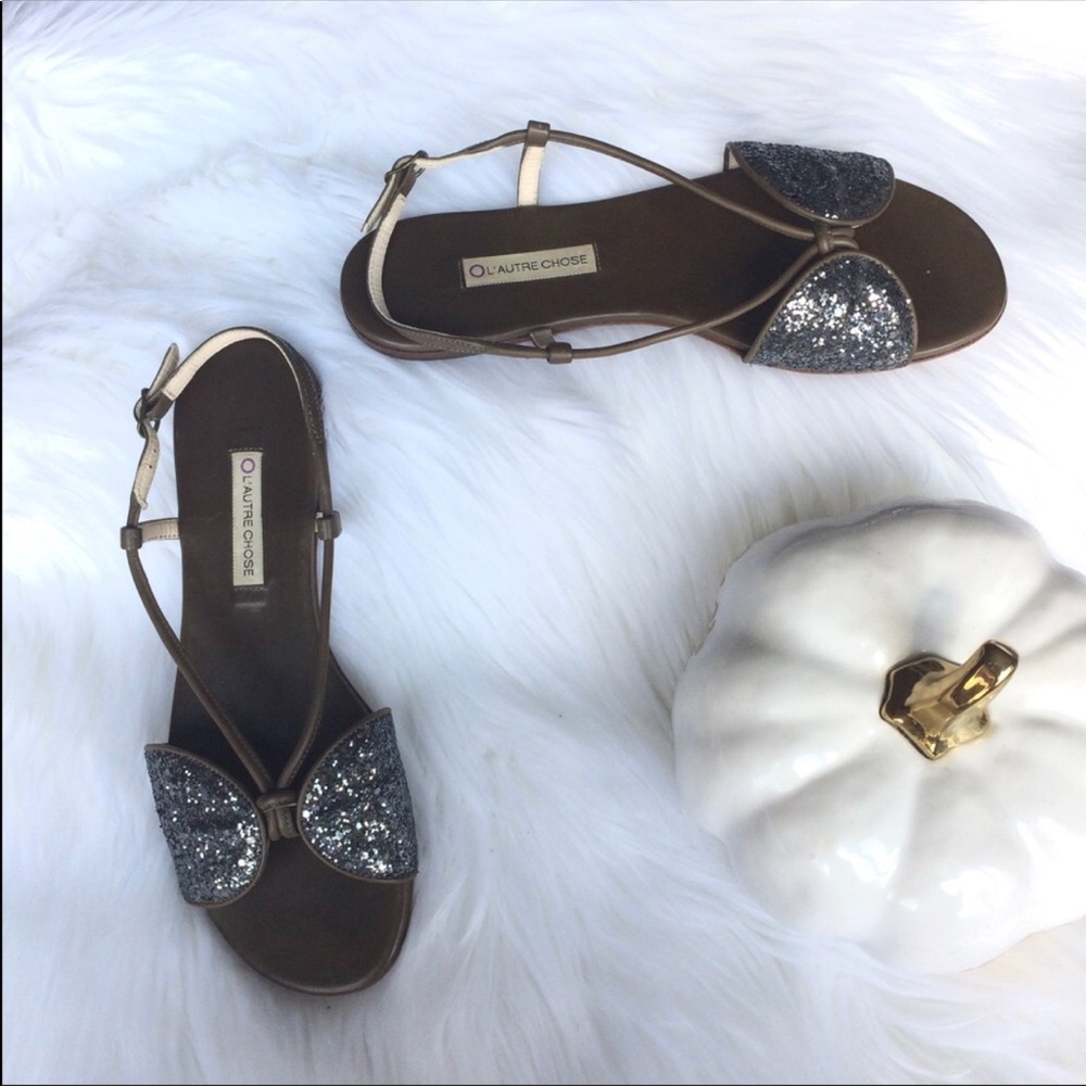 L'Autre Chose Leather Flats Sandals